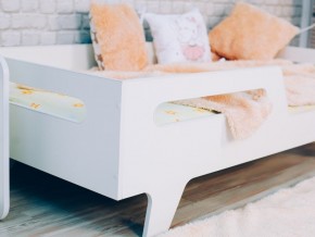 Кровать детская Бэби белая в Осе - osa.magazinmebel.ru | фото - изображение 2
